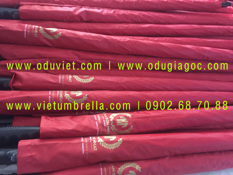 xưởng sản xuất ô dù cầm tay in logo quảng cáo